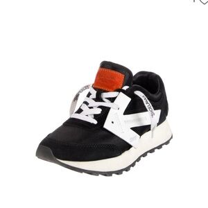 Off-White Black and White Athletic Shoes